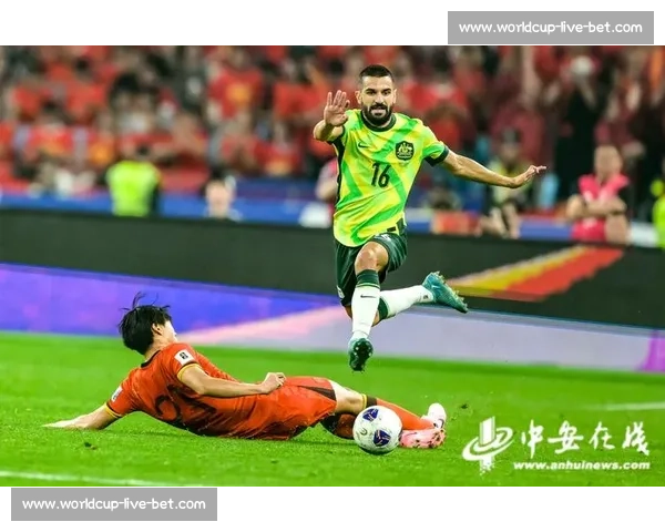 冷门迭爆！亚洲球队搅动世界杯小组赛格局，豪门惊出一身冷汗！